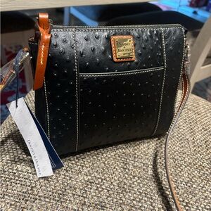 New Lexington crossbody purse by Dooney & Bourke ✨ BEAUTIFUL 🖤